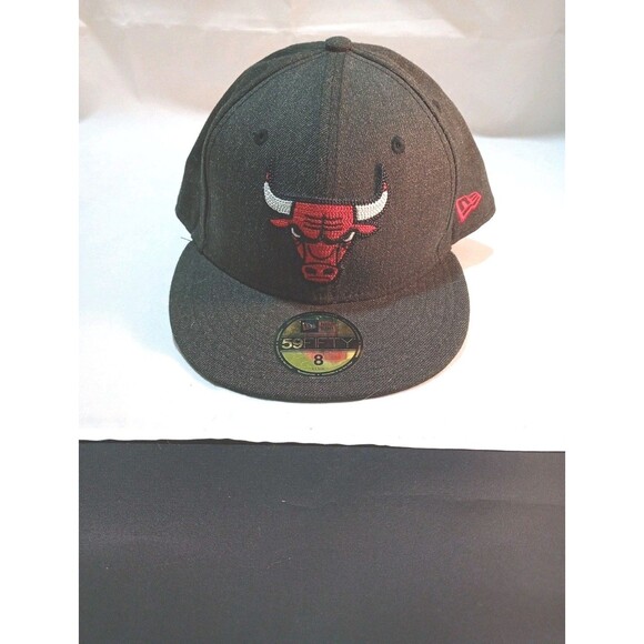 Chicago Bulls New Era 59FIFTY Fitted Size 8 Gray/Red NBA Basketball Cap 6 Panel - Picture 3 of 8